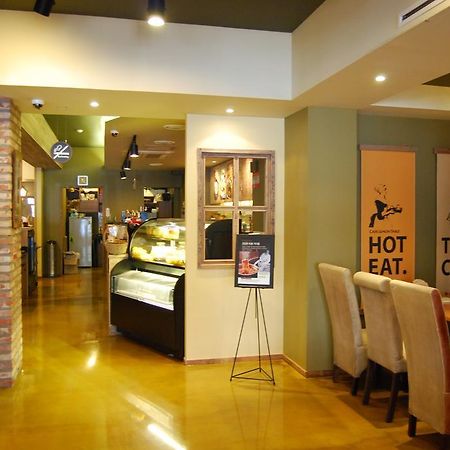 Arirang Tourist Hotel Changwon Exterior foto