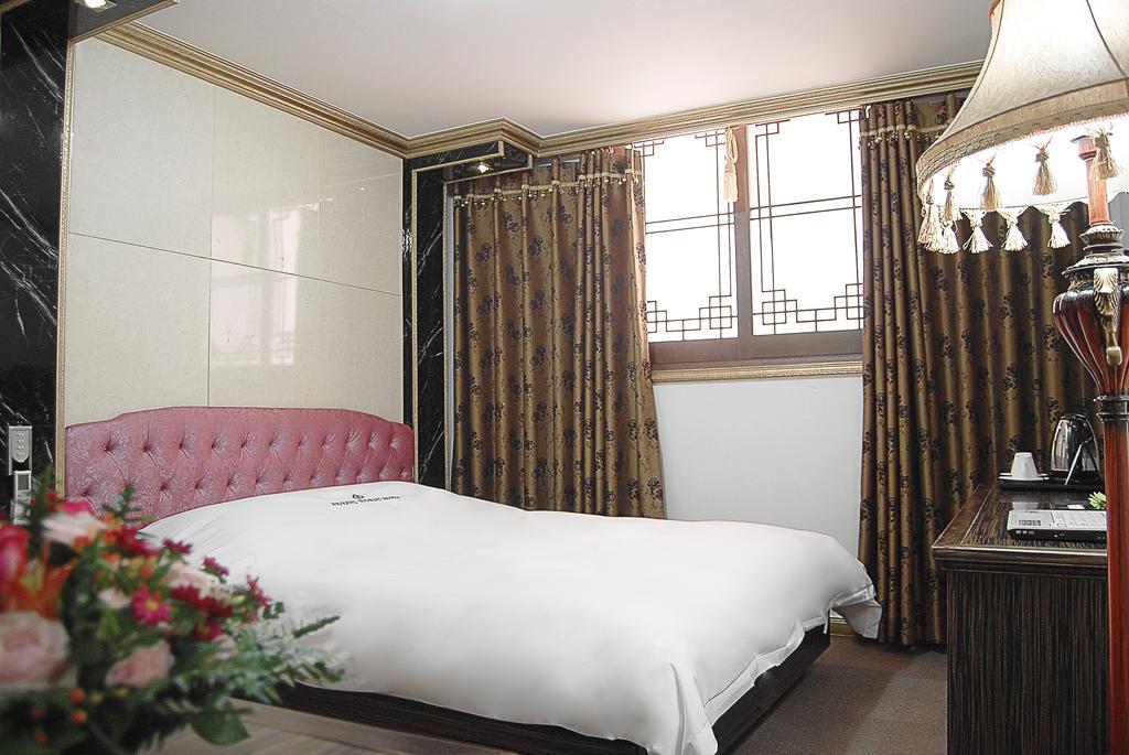 Arirang Tourist Hotel Changwon Quarto foto