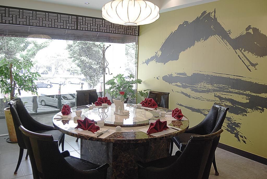 Arirang Tourist Hotel Changwon Exterior foto